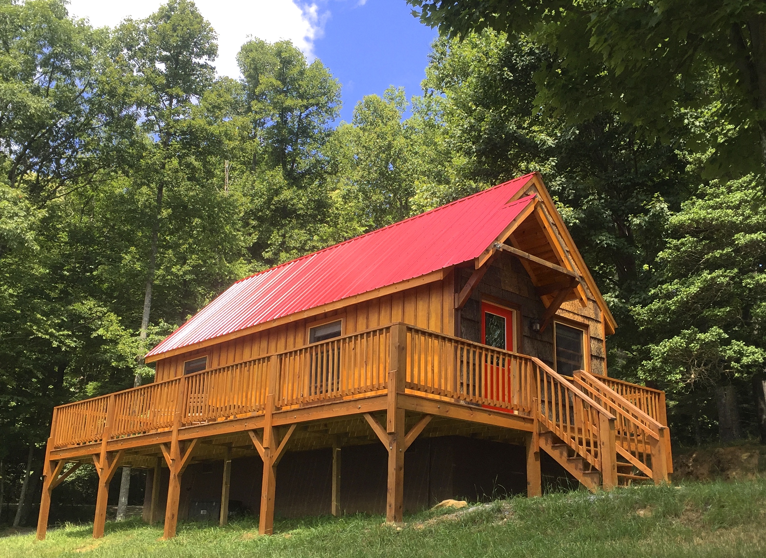 Sky Retreat - Cabin Exterior